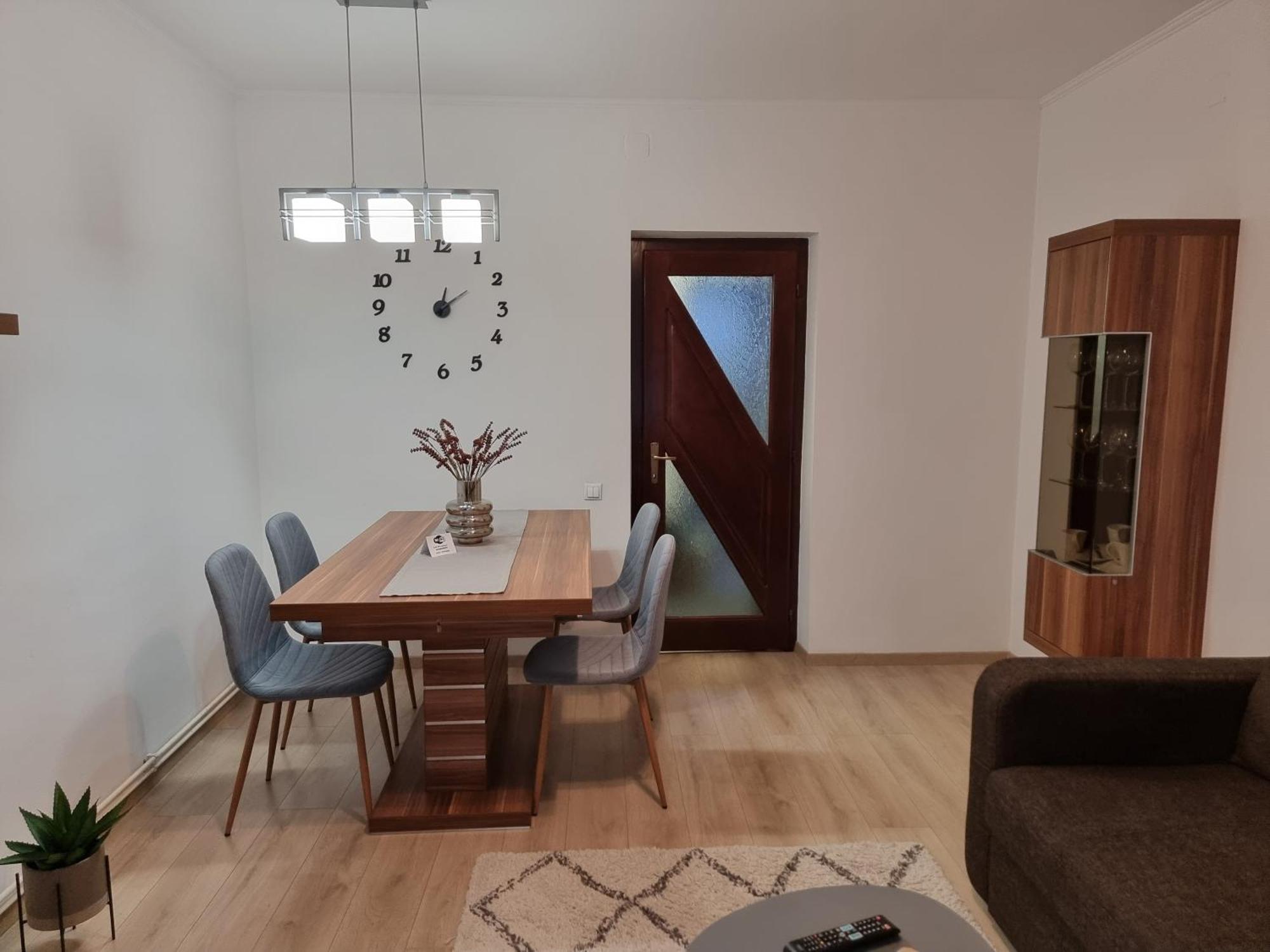 Joy Apartman Lägenhet Sovata Exteriör bild
